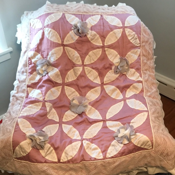 used crib bedding